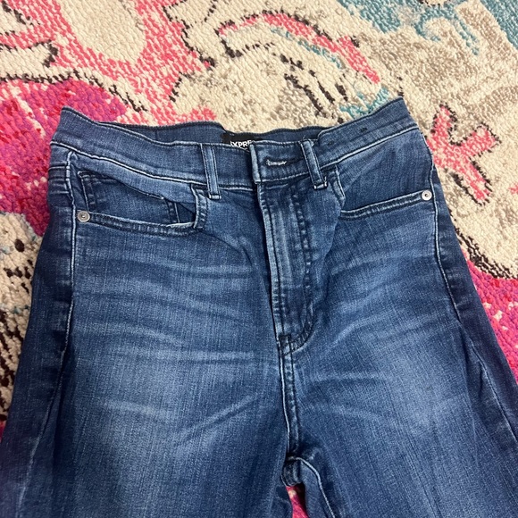 Express Skinny High Rise Size 4R - Picture 2 of 5